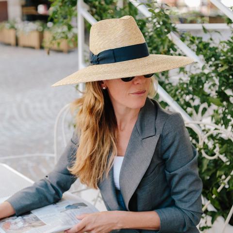 Big-fedora-straw-hats-for-women-Montegallo