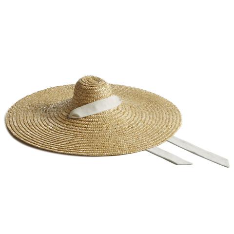 Dulì-white-straw-hats-Montegallo