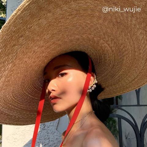 Rossella-red-tassels-straw-hats-for-women-Montegallo